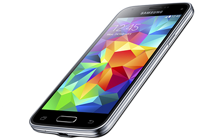 Samsung Galaxy S5 hafıza kartı nasıl takılır / çıkarılır?