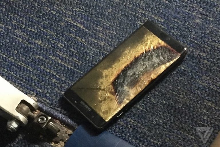 Yenilenmiş Galaxy Note 7 Bu Sefer’de uçakta patladı!